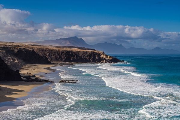 Canary Islands-Fuerteventura Island-La Pared-Playa de la Pared-prime west coast surfing beach